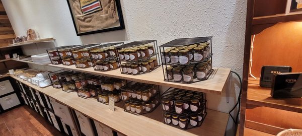 Maui Bread Company by null