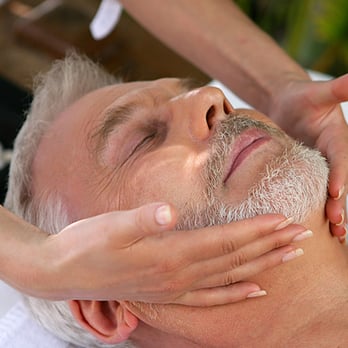 Laura Spa - Facial Treaments
Cleanser or Moisturizer

ONLY 50$ - Medical Spas Near Me - Montreal, Quebec