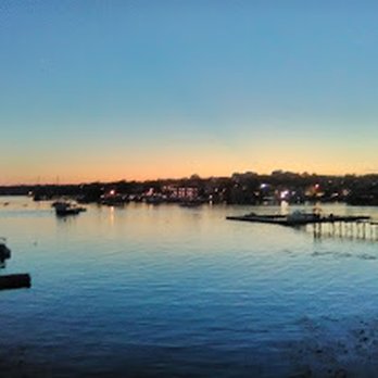 Cap'n Fish's Waterfront Inn - the sunset an hour before. - Hotels Near Me - Boothbay Harbor, Maine Cap'n Fish's Waterfront Inn - the sunset an hour before. - Hotels Near Me - Boothbay Harbor, Maine