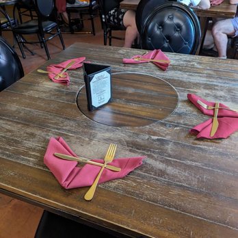 Vampire Cafe - Table setting - Cafes Near Me - New Orleans, Louisiana Vampire Cafe - Table setting - Cafes Near Me - New Orleans, Louisiana