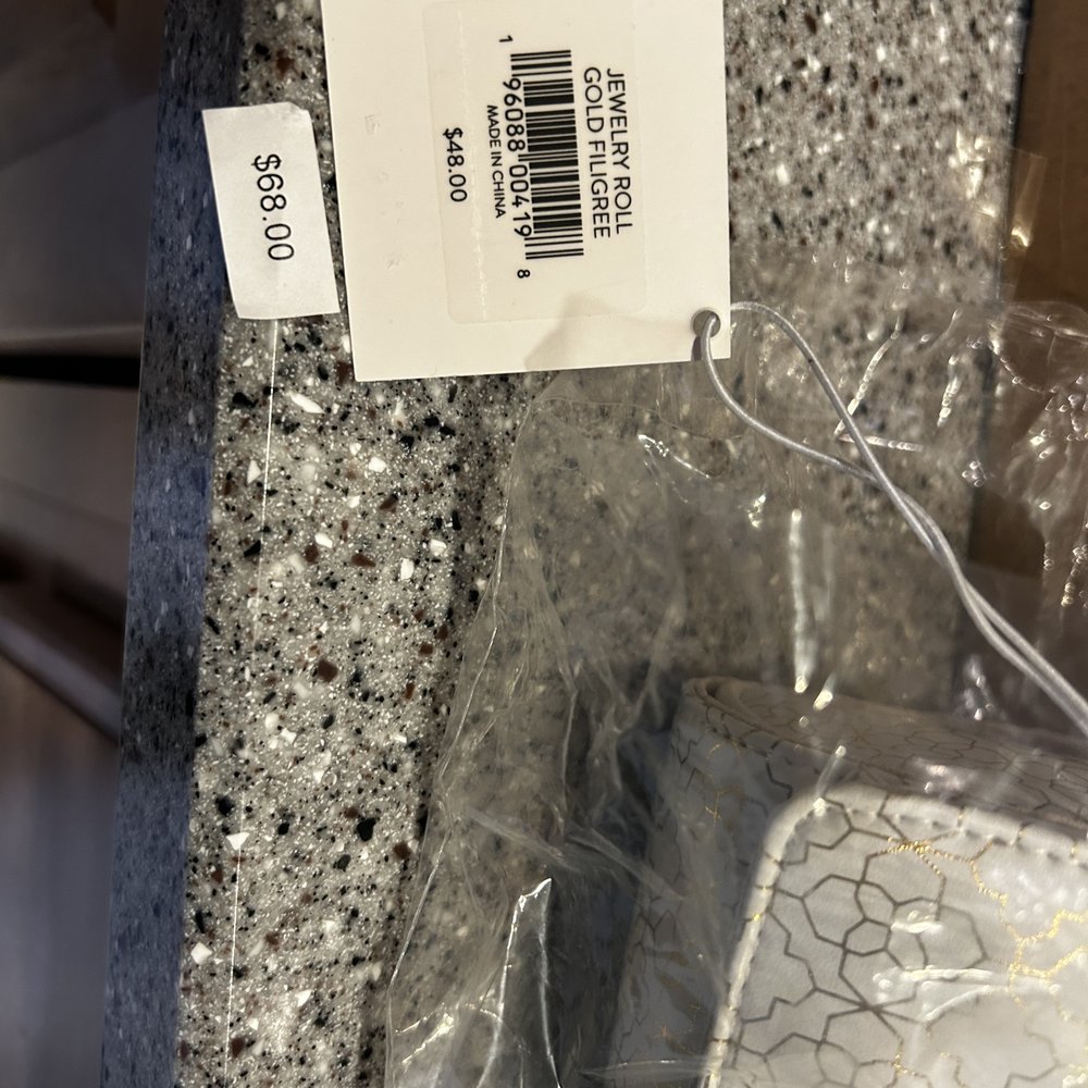 Kendra Scott - Huge markup - Accessories Near Me - Austin, Texas Kendra Scott - Huge markup - Accessories Near Me - Austin, Texas