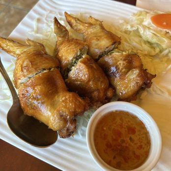 Phnom Penh House Restaurant - Slaap Moarn Borg - stuffed chicken wings - Cambodian Near Me - Oakland, California Phnom Penh House Restaurant - Slaap Moarn Borg - stuffed chicken wings - Cambodian Near Me - Oakland, California