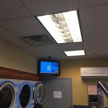 Iwash Laundromat - Laundromat Near Me - Minneapolis, Minnesota Iwash Laundromat - Laundromat Near Me - Minneapolis, Minnesota