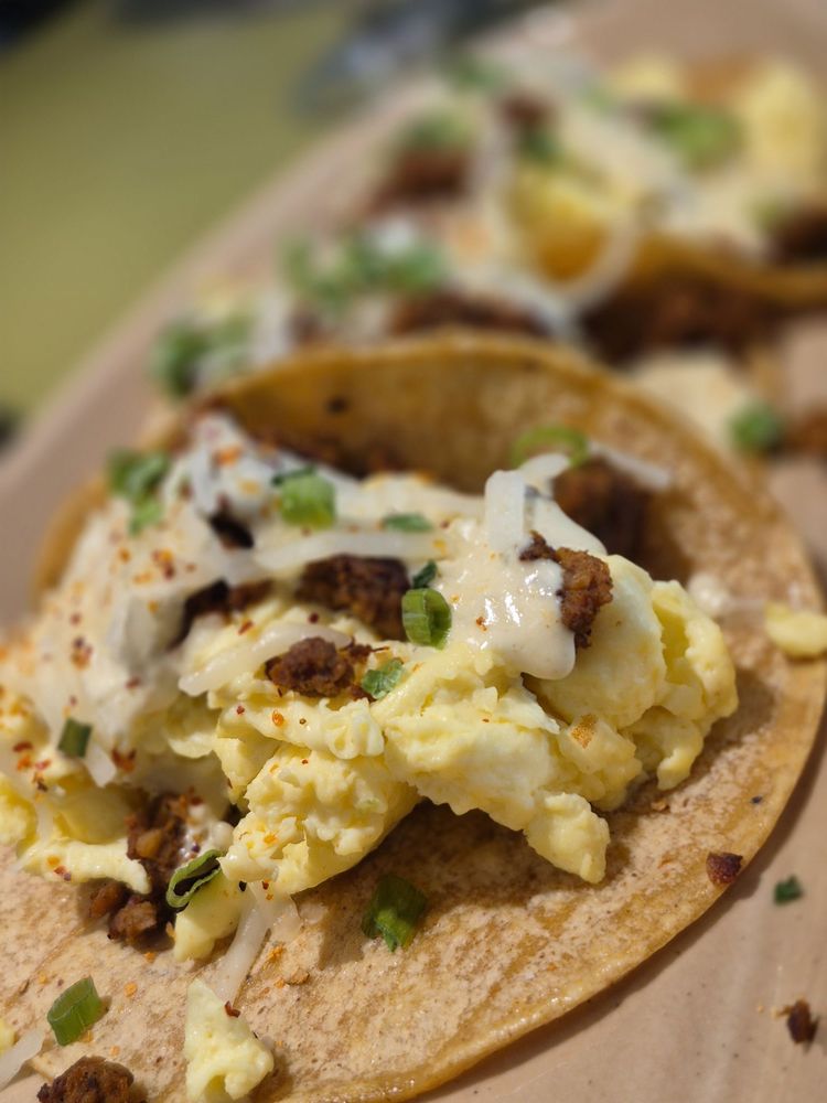 Snooze, an A.M. Eatery - Photo 2