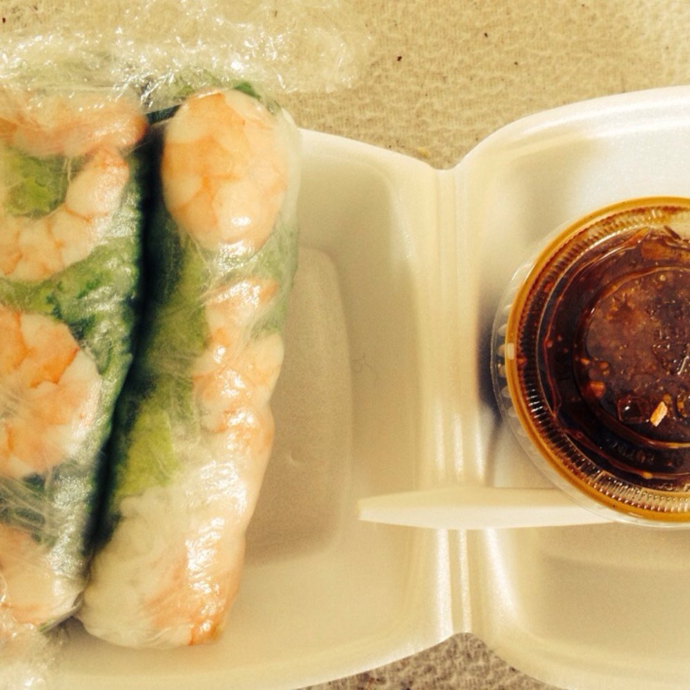 Da Vang Restaurant - Shrimp spring rolls good with sauce - Vietnamese Near Me - Phoenix, Arizona
