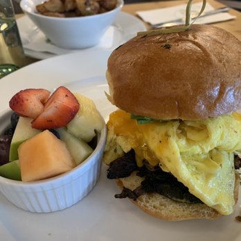 Bloom - Breakfast sandwich - American Near Me - Santa Clara, California Bloom - Breakfast sandwich - American Near Me - Santa Clara, California