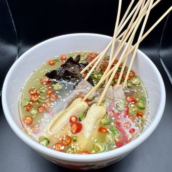 Wu Ming Hot Pot - 鲜香藤椒味 Rattan mala base (10 skewers shown) - Hot Pot Near Me - Toronto, Ontario