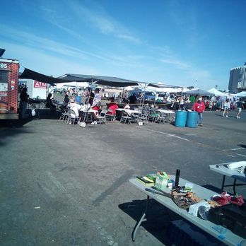 Kobey's Swap Meet - With the many shoppers of the sports you find the food areas and many sellers from the multi to the new things . - Flea Markets Near Me - San Diego, California Kobey's Swap Meet - With the many shoppers of the sports you find the food areas and many sellers from the multi to the new things . - Flea Markets Near Me - San Diego, California