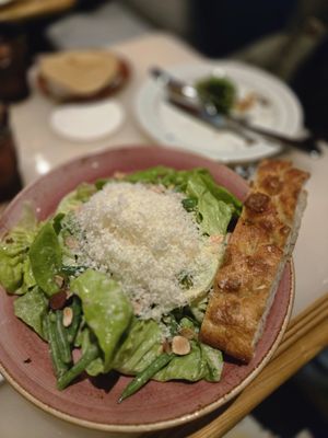 Bistro 8 by null