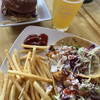 Coronado Brewing - Fish tacos and bbq Pulled Pork Sandwich - Brewpubs Near Me - Coronado, California Coronado Brewing - Fish tacos and bbq Pulled Pork Sandwich - Brewpubs Near Me - Coronado, California