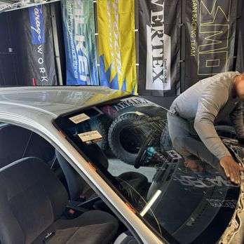 Unlimited Auto Glass - Windshield Installation & Repair Near Me - Vacaville, California Unlimited Auto Glass - Windshield Installation & Repair Near Me - Vacaville, California
