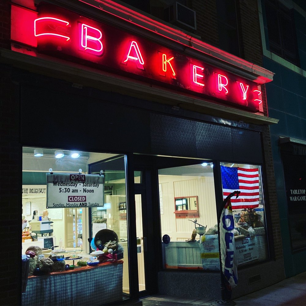 CARROLL’S BAKERY Updated September 2024 20 Reviews 416 Grand Ave