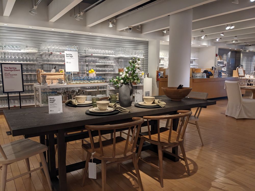 Photos of CRATE & BARREL Updated August 2024 43 Photos & 48 Reviews
