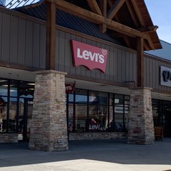 Levi’s Outlet Store - Outside