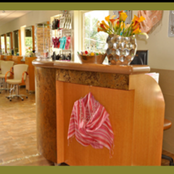 Salon Michel & Spa - Salon Reception Area - Nail Salons Near Me - McLean, Virginia