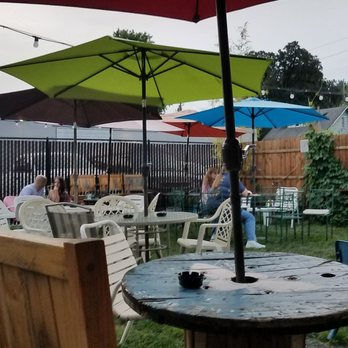 Falls View Tavern 25 Photos 26 Reviews 100 S Mcloughlin Blvd Oregon City Or Yelp Falls View Tavern 25 Photos 26 Reviews 100 S Mcloughlin Blvd Oregon City Or Yelp