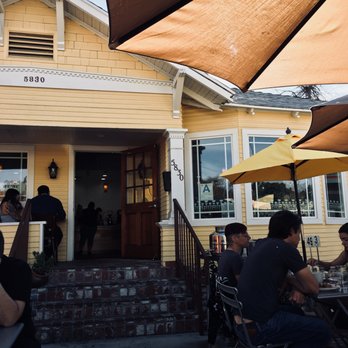 Jane - Outdoor & Indoor Seating - Coffee & Tea Near Me - Los Angeles, California Jane - Outdoor & Indoor Seating - Coffee & Tea Near Me - Los Angeles, California