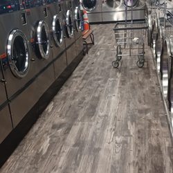 San Pablo Laundry - The inside