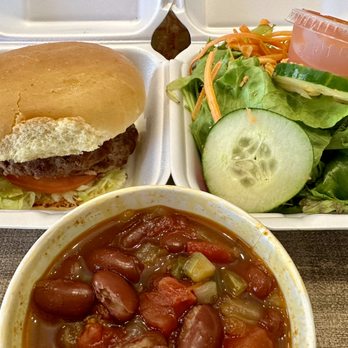 Eat'n Park - Burger, salad, and chili - American Near Me - Irwin, Pennsylvania Eat'n Park - Burger, salad, and chili - American Near Me - Irwin, Pennsylvania