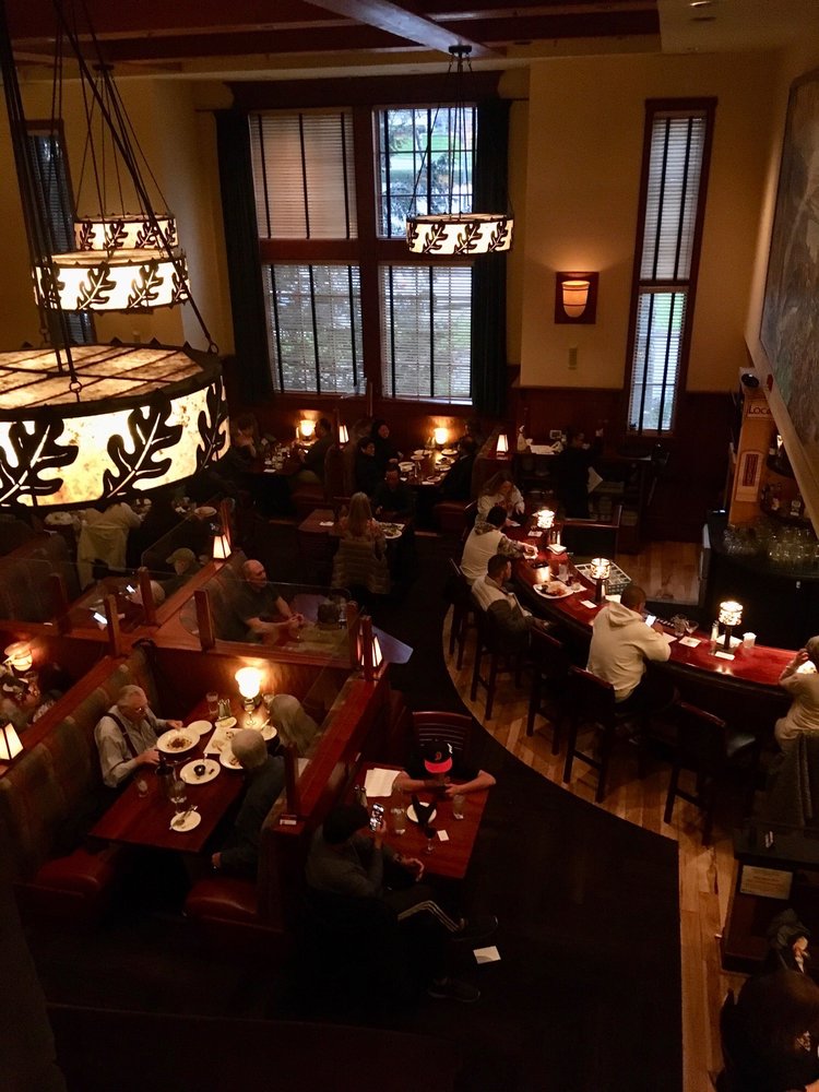 Hudson's Bar And Grill