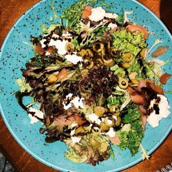 Sousto - Smoked salmon salad