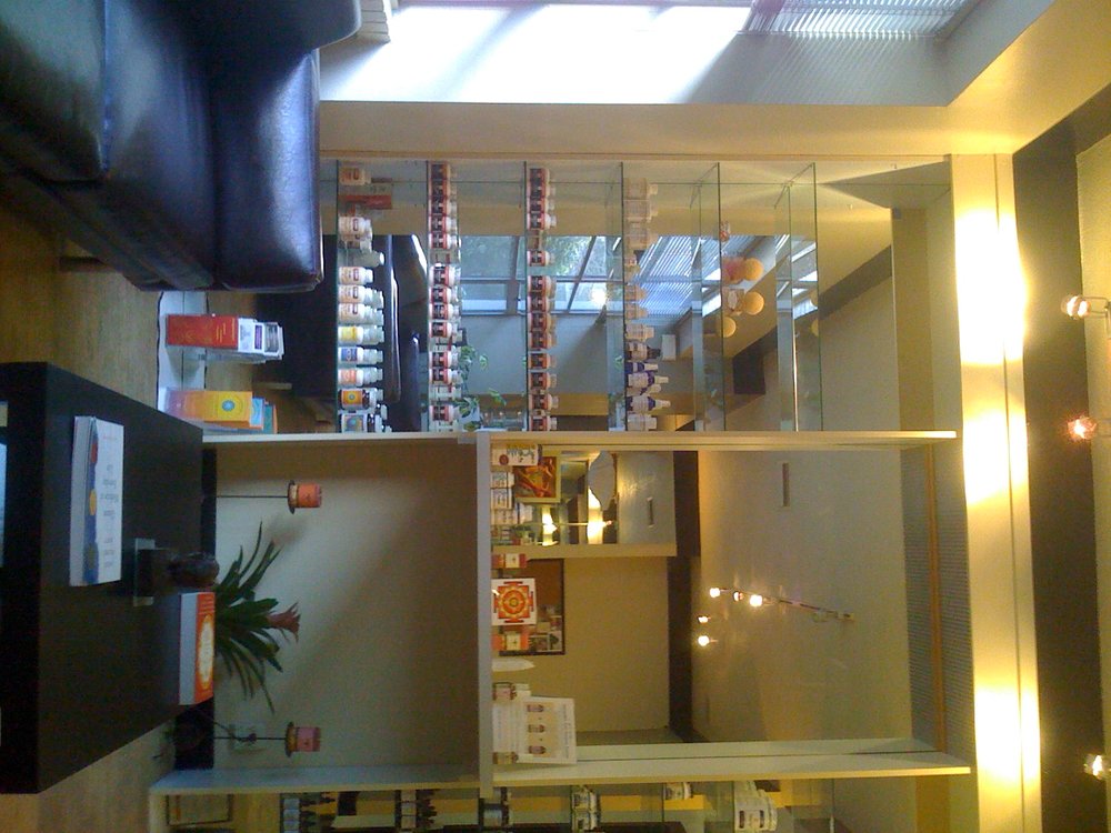 Slide of Lawsons Roofing