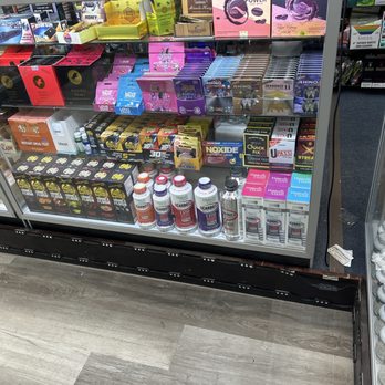 TOBACCO AND VAPE - Updated May 2026 - 56 Photos - 9532 Lee Hwy, Fairfax,  Virginia - Tobacco Shops - Phone Number - Yelp