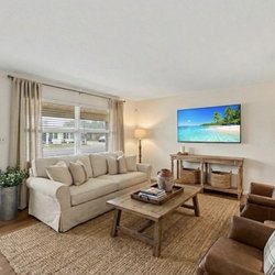 Jennifer Ethridge - Wave Ave living room