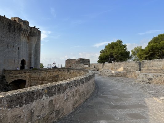 Castillo de Bellver by null