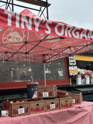 Tiny's Organic by null