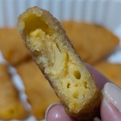 Wild Wing - Cross-section of my mac and cheese bite