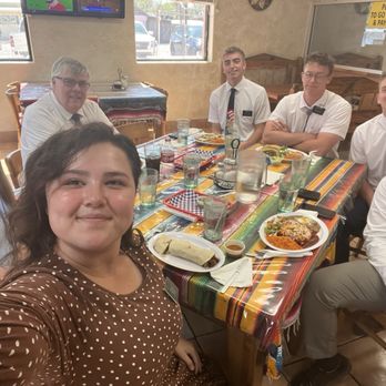 La Parrilla Restaurant - Happy campers. - Mexican Near Me - Deming, New Mexico