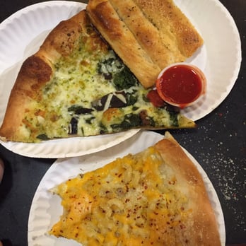 Ian’s Pizza Madison | State Street - Pesto pizza, mac and cheese pizza, and breadsticks - Pizza Near Me - Madison, Wisconsin