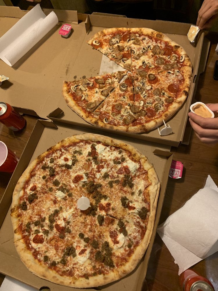 PIZZA JERKS 135 Photos & 365 Reviews 59 Iroquois St, Lake