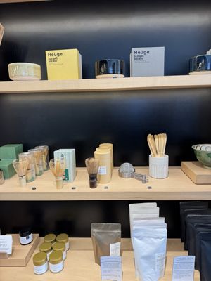 PARU - Retail Store by null