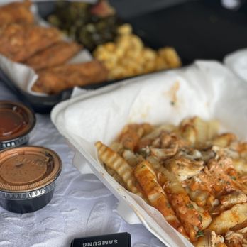 Lulu's Express - Chicken wingette platter , crab fries , hot sauce , Cajun sauce - Chicken Wings Near Me - Charlotte, North Carolina Lulu's Express - Chicken wingette platter , crab fries , hot sauce , Cajun sauce - Chicken Wings Near Me - Charlotte, North Carolina