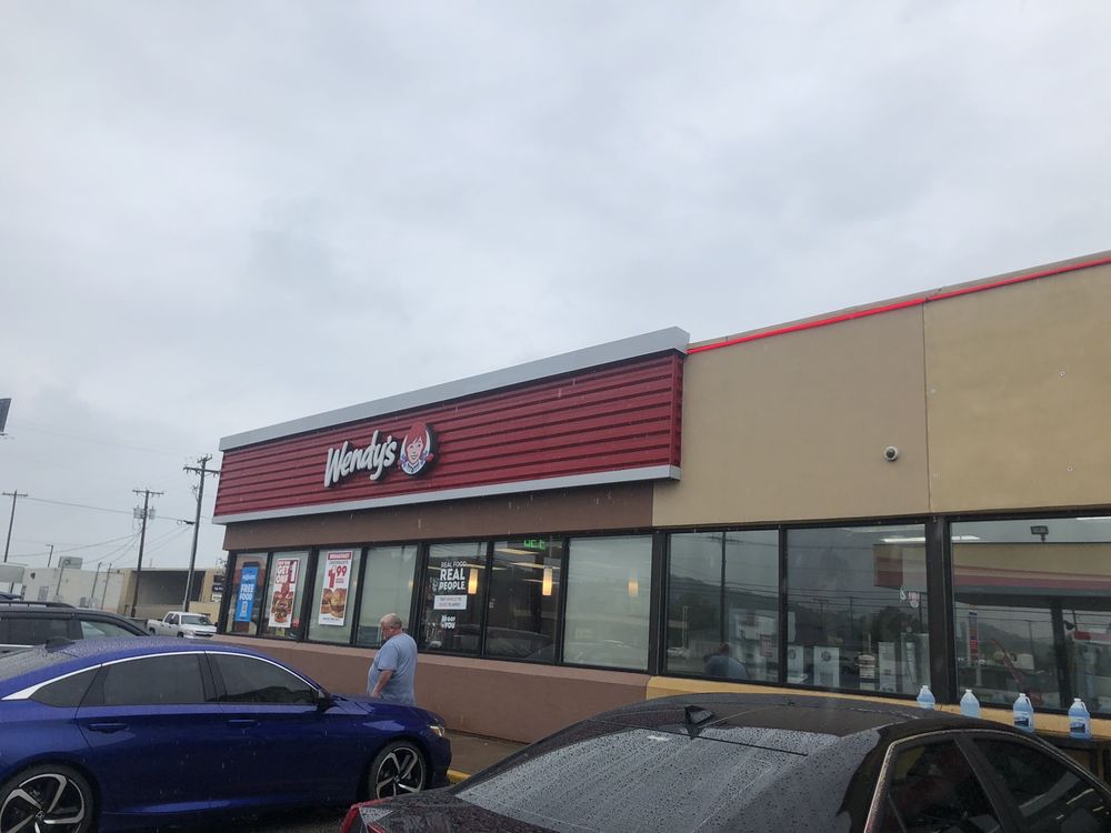 LOVE’S TRAVEL STOP Updated May 2024 14 Photos 750 N Carol Malone