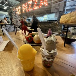 Cookies & Cream, along with their Mango Ice. Cookies & Cream, along with their Mango Ice.