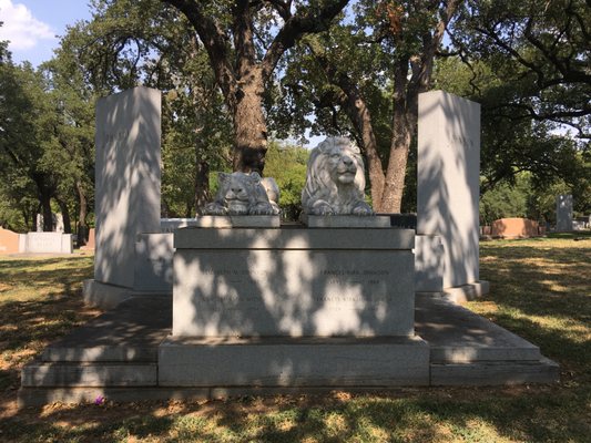 GREENWOOD FUNERAL HOME - Updated March 2025 - 76 Photos & 25 Reviews ...