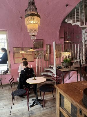 Camelot Cafe by null