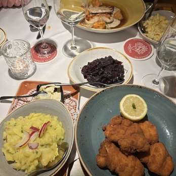 Ratskeller - Wine Bars Near Me - Munich, BY Ratskeller - Wine Bars Near Me - Munich, BY
