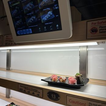 Waka Sakura - Tuna combo, I think - Conveyor Belt Sushi Near Me - Gardena, California Waka Sakura - Tuna combo, I think - Conveyor Belt Sushi Near Me - Gardena, California