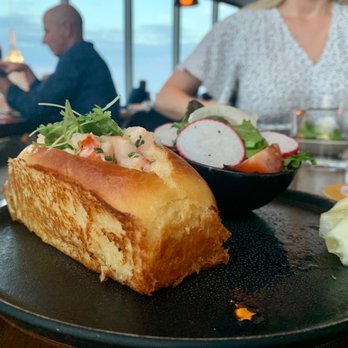 Manhatta - Lobster Roll - July 2022 - New American Near Me - New York, New York Manhatta - Lobster Roll - July 2022 - New American Near Me - New York, New York