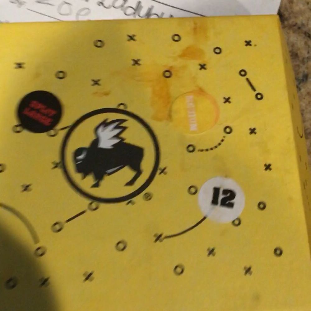 Buffalo Wild Wings - American Near Me - Plano, Texas