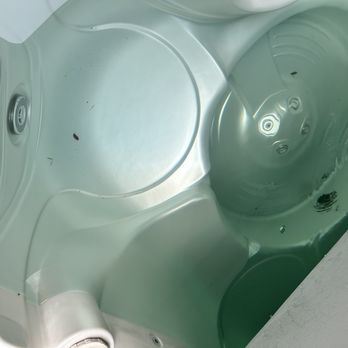 Vrbo - Hot tub, dirty with grass clippings - Vacation Rentals Near Me - Wareham, Massachusetts