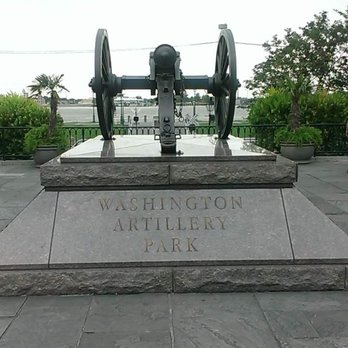 Washington Artillery Park - At the top. This is where they have the city holiday tree lighting. - Parks Near Me - New Orleans, Louisiana