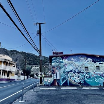 Jonquil Motel - Beautiful mural - Hotels Near Me - Bisbee, Arizona