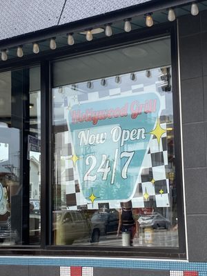 Hollywood Grill by null