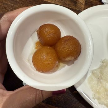 India Garden - Gulab Jamun & Rice Kheer 8/10 - Indian Near Me - Valencia, California