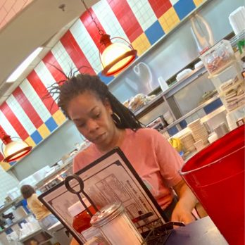 Mama's Daughters' Diner - Best staff. Always friendly, efficient, fun. - Diners Near Me - Plano, Texas Mama's Daughters' Diner - Best staff. Always friendly, efficient, fun. - Diners Near Me - Plano, Texas